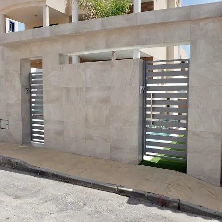 Ebli House
