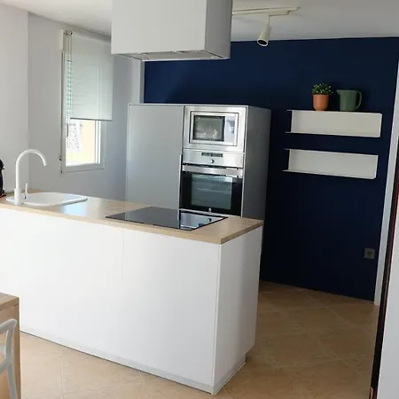Ebli House *