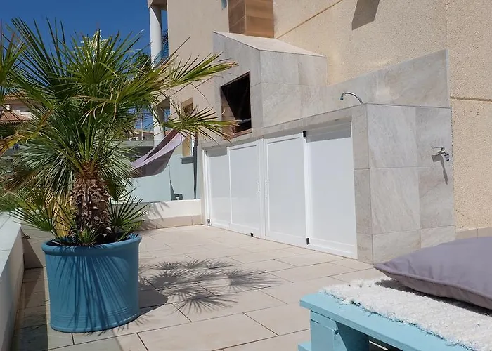 Ebli House